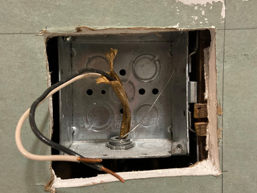 Electrical Boxes Does This Look Right, How To Install A Light Fixture Box In Drywall