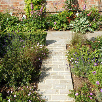 Oxford Mews Garden