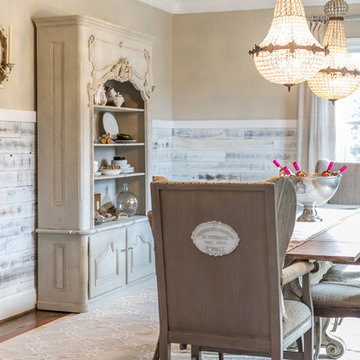 Pop of Fuchsia Dining Room