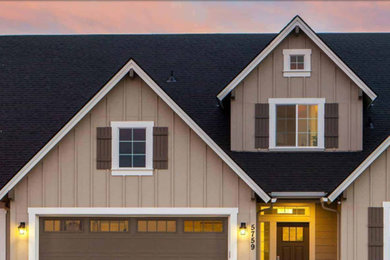 Elegant exterior home photo in Dallas