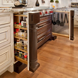 Ellicott City, MD - Traditional - Kitchen - Kitchen Cabinetry