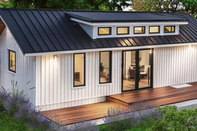 Inspiration for a shed remodel in Other