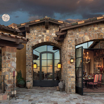 European style by R-NET Custom Homes
