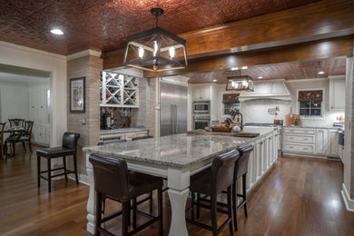 Example of a classic kitchen design in Other