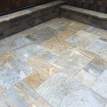 Cozy Lincoln Park Patio