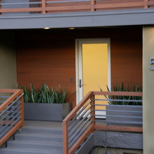 horizontal balcony railing