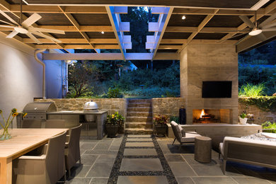 This is an example of a modern patio in Atlanta.