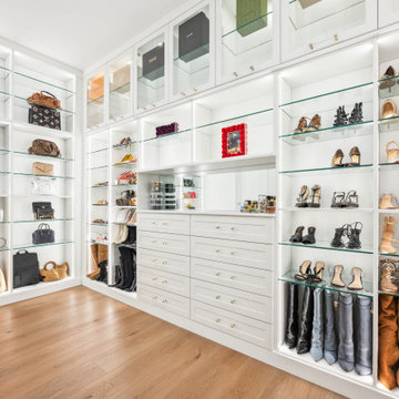 The Obsidian: Hidden Closet