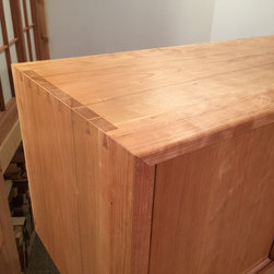 Hikido Cabinet - Products