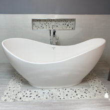 tub and flooring