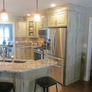 Benchmark Homes Malin Job, Maple Old World Custard