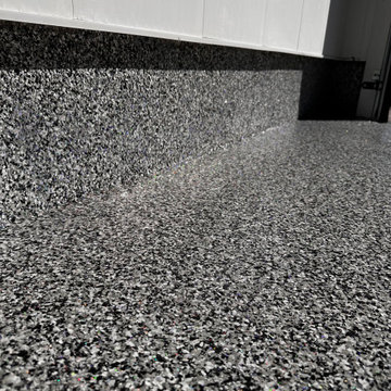 Martinet Ave - Garage Interior - Trusscore & Epoxy