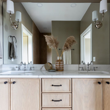 FieldOfDreams- Bathroom