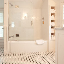 Tahoe Main Bathroom