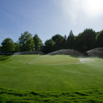 Bridgehampton property with golf