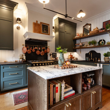 English Cottage Inspired Custom Kitchen – Chicago