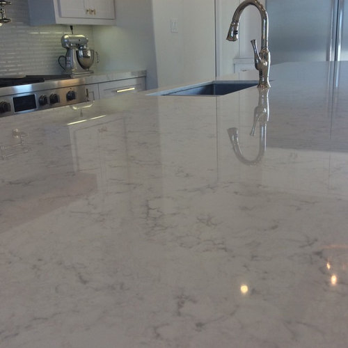 Küchen mit Quarzwerkstein-Arbeitsplatte Ideen, Design & Bilder | Houzz