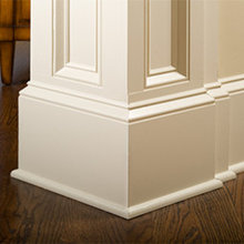 Floor molding