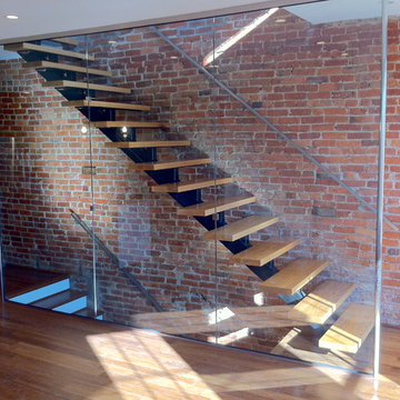 Open riser stairs