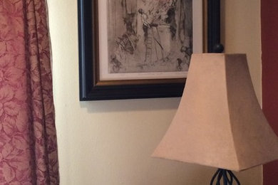 Cottage living room photo in New York