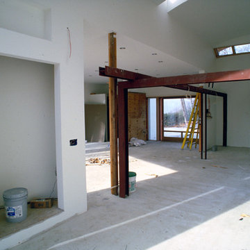 Bear Mountain Guest / Pool House / Garage