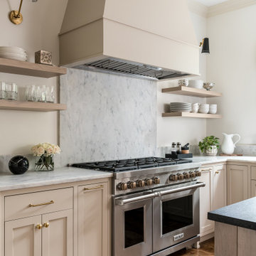 DULUTH -  Warm and Modern Kitchen