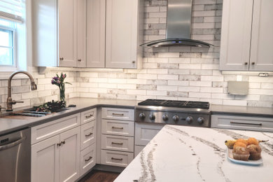 Transitional home design photo in Other