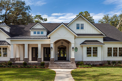 Inspiration for a transitional exterior home remodel in Atlanta