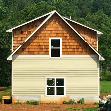 The Burger's Carriage House on the Ellijay River