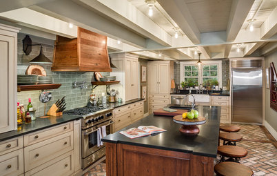 Kitchen of the Week: ‘Raising’ the Ceiling in a Creative Way