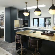 10 of the Best Dark-Horse Kitchens