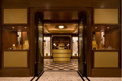 Example of a closet design in Miami