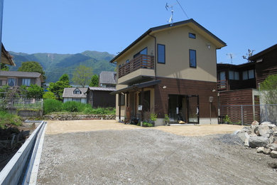 比良と琵琶湖を眺める２階リビングのある家