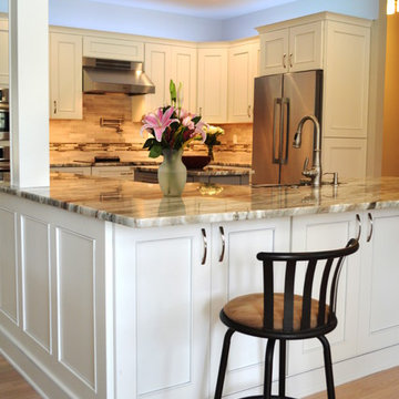 Transitional Farmhouse