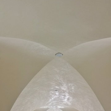 Veneziano Lime Plaster Off white ceilings