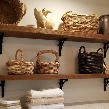 Rabbit Ridge Farm - Log Cabin Master Bath, Dressing Room & Laundry Room