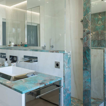 Salle de bain en marbre Amazonite