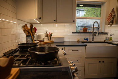 Kitchen - craftsman kitchen idea in Other