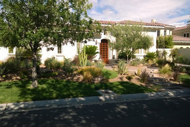 Exterior home idea in Las Vegas