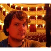 Adrian Fartade's photo