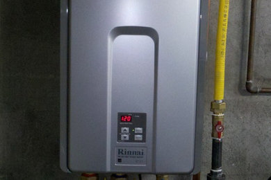 TANKLESS WATER HEATER