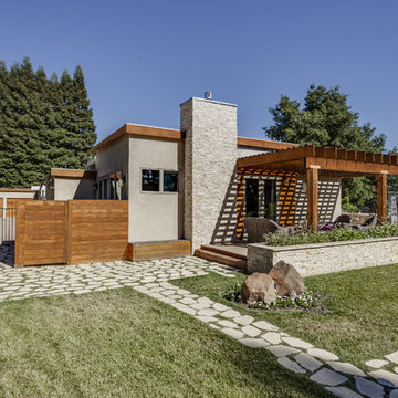 Mid-century Makeover In Alamo
