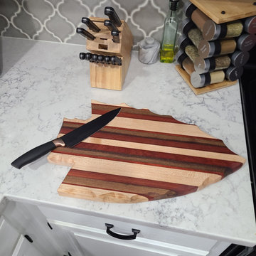 Yeargin - Arrowhead Cutting Board