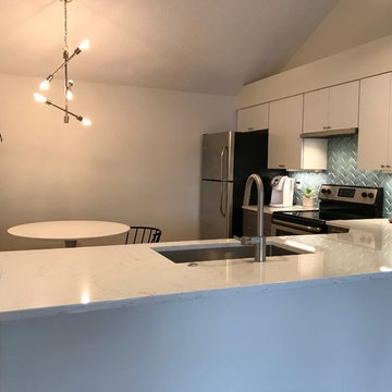 Macadam Waterfront Condo