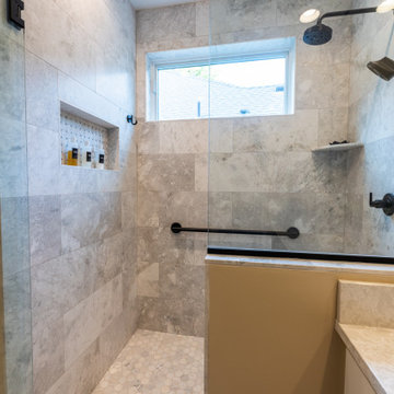 Bright Owners Suite + Laundry