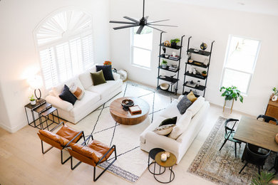Example of a minimalist living room design