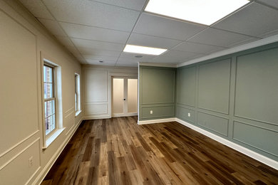 Trendy home design photo in DC Metro