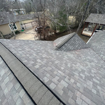Owens Corning Oakridge AR - Driftwood