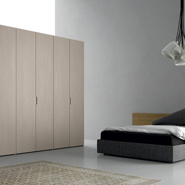 Modern Italian wardrobs, walk-in closets, libraries & wall units.