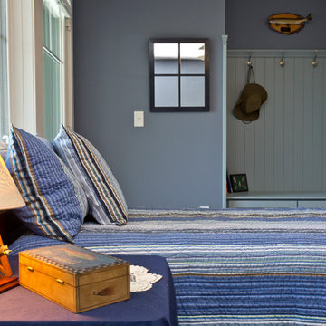 Breezy Pointe - Inland Lake Cottage